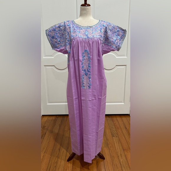 XL San Antonino Maxi DressOaxMexican dress Hand Embroidered with Silk threads.